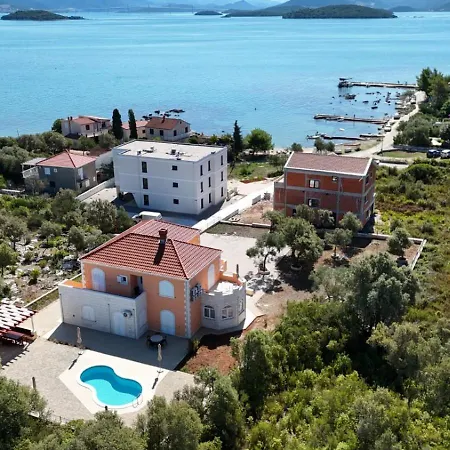 Rarum Appartement Drače